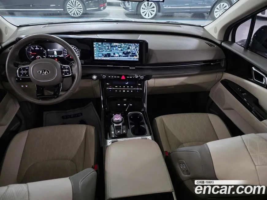 Kia Carnival — фото 10