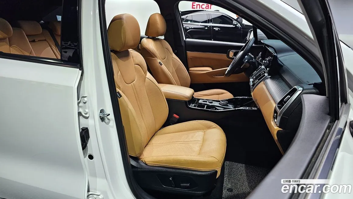 Kia Sorento — фото 10
