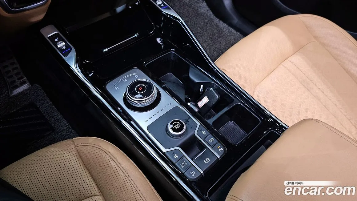 Kia Sorento — фото 9