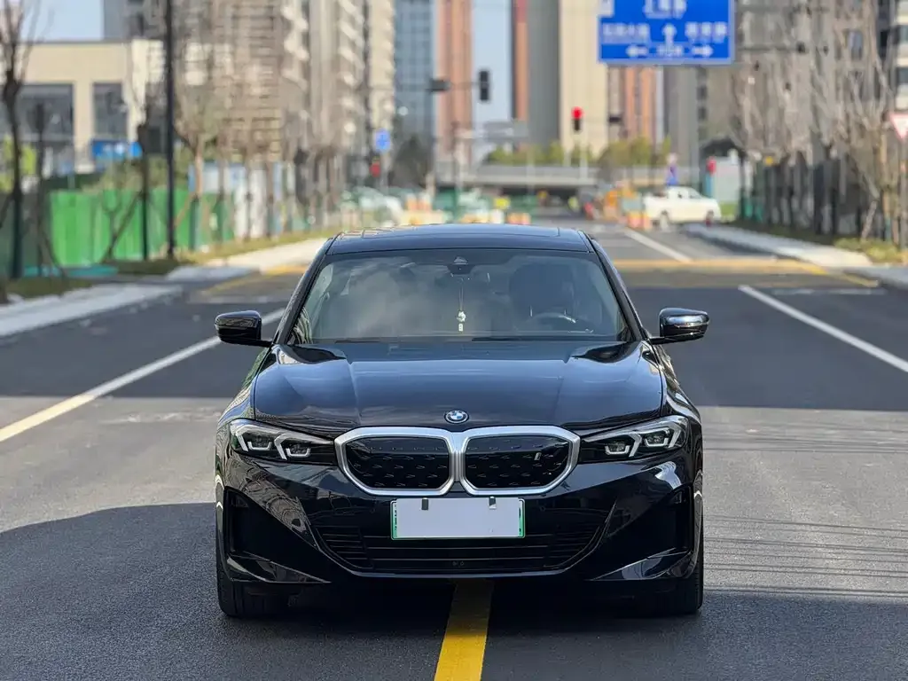 BMW i3 — фото 2