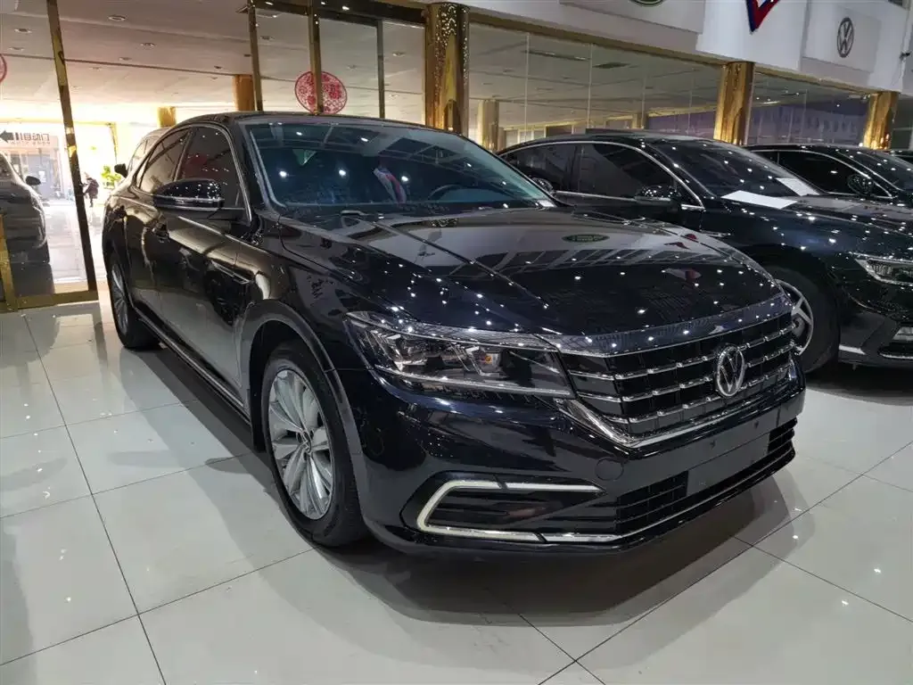 Volkswagen Passat — фото 4