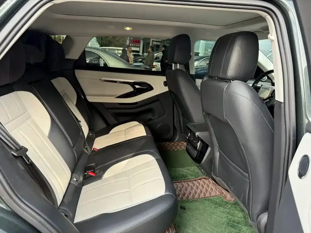 Land Rover Evoque — фото 8
