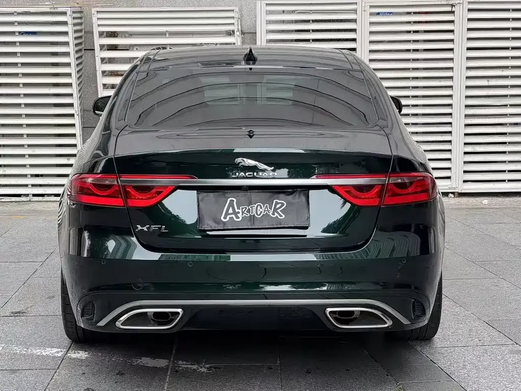 Jaguar XFL — фото 9