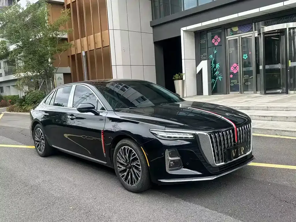 Hongqi H5 — фото 3