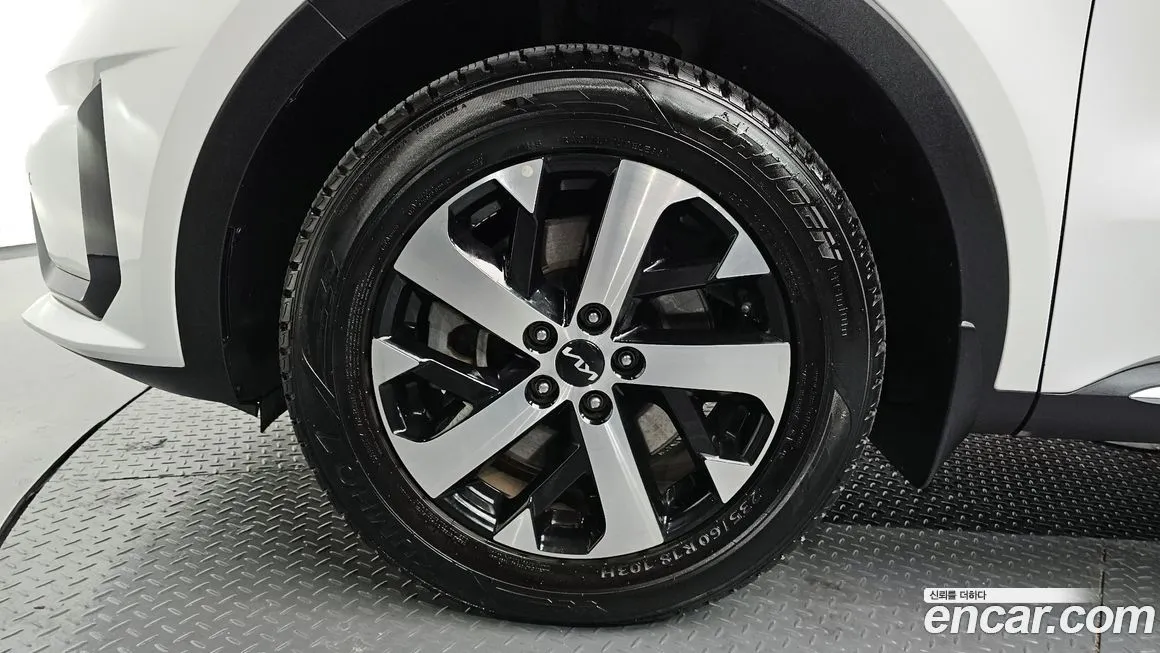 Kia Sorento — фото 5