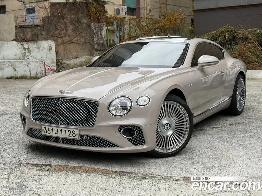 Bentley Continental — фото 1