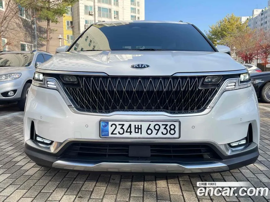 Kia Carnival — фото 2