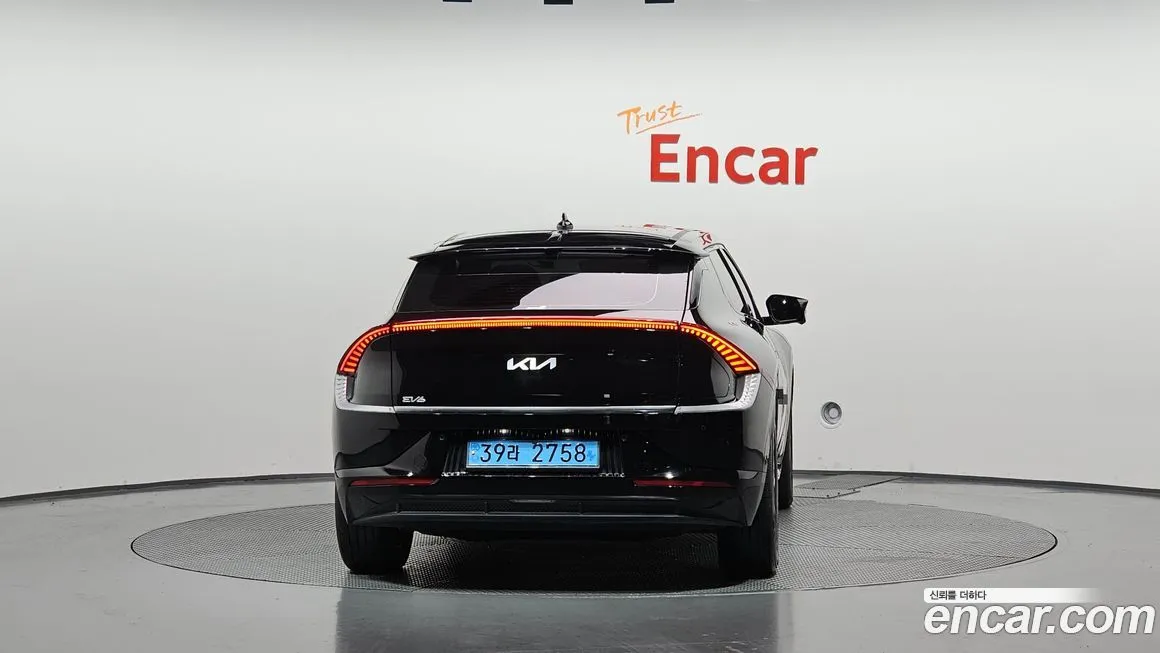 Kia EV6 — фото 4