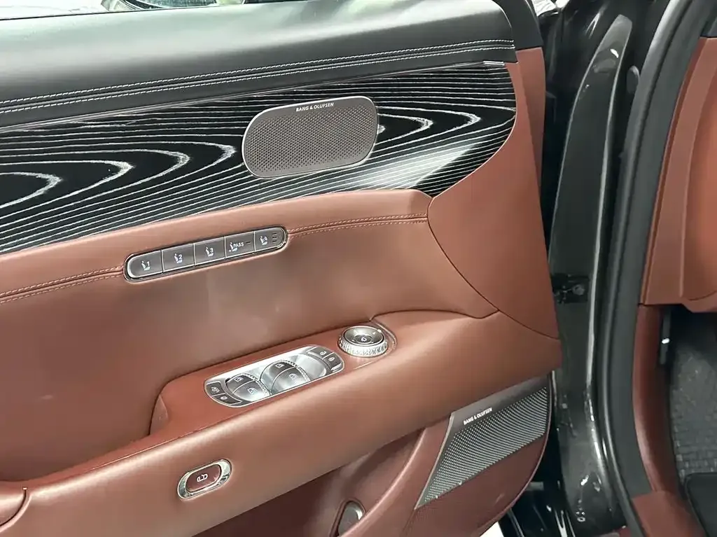 Genesis G90 — фото 9