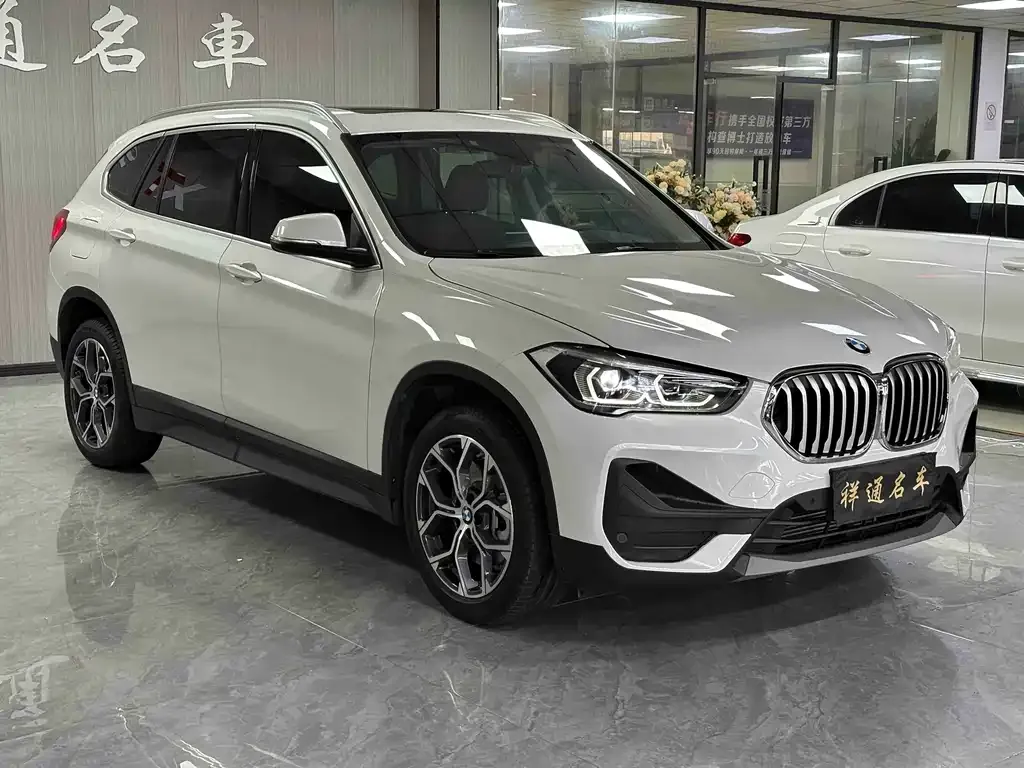 BMW X1 — фото 2