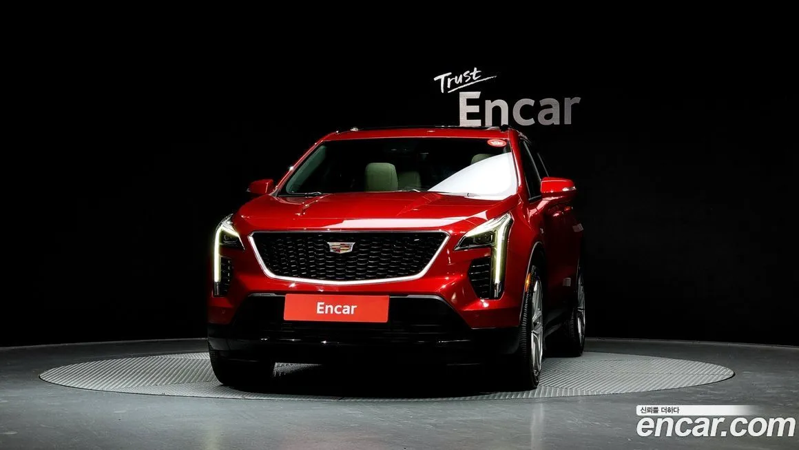 Cadillac XT4 — фото 3