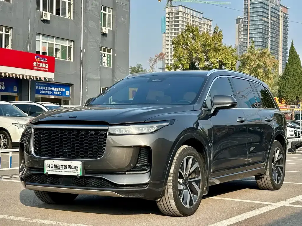 Li Auto Li ONE — фото 1
