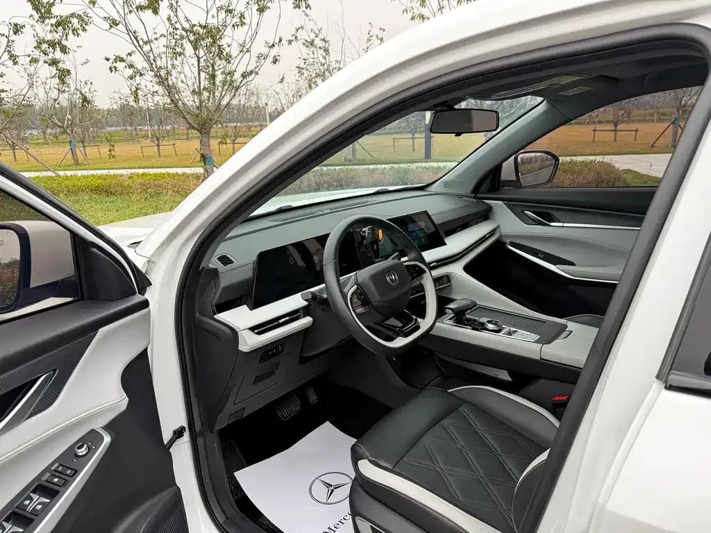 Changan CS75PLUS — фото 10