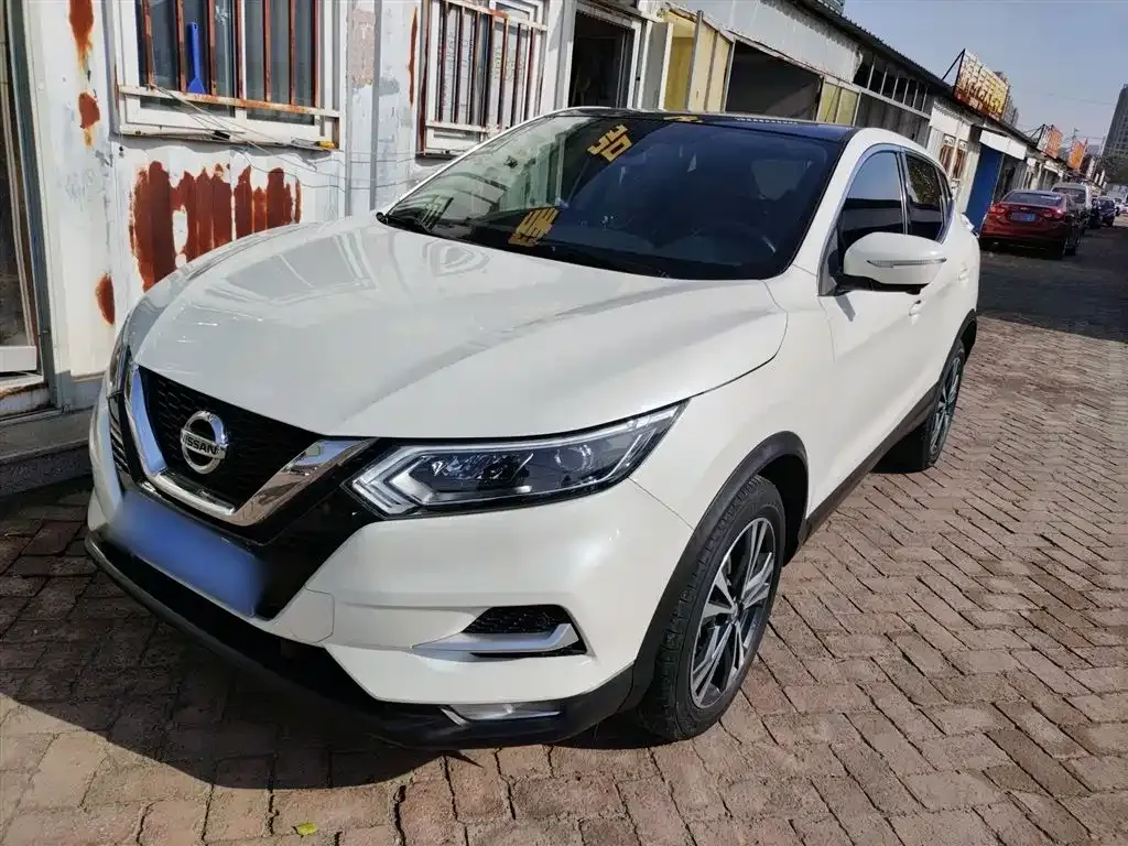 Nissan Qashqai — фото 2