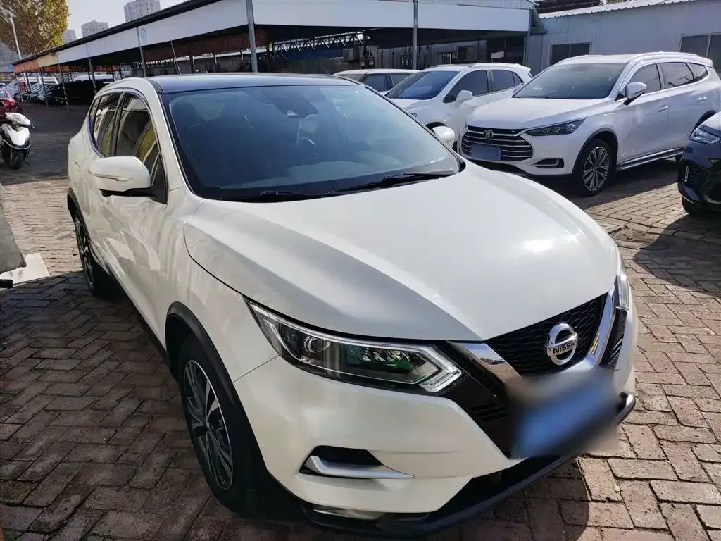 Nissan Qashqai — фото 4