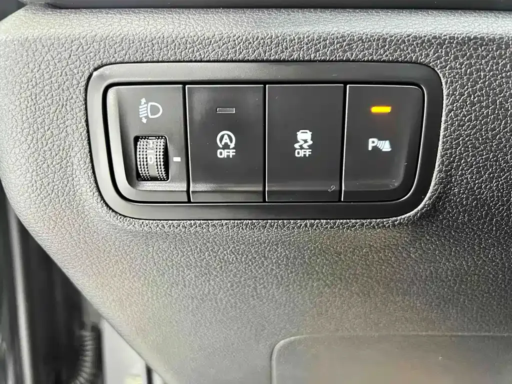 Hyundai Custo — фото 10