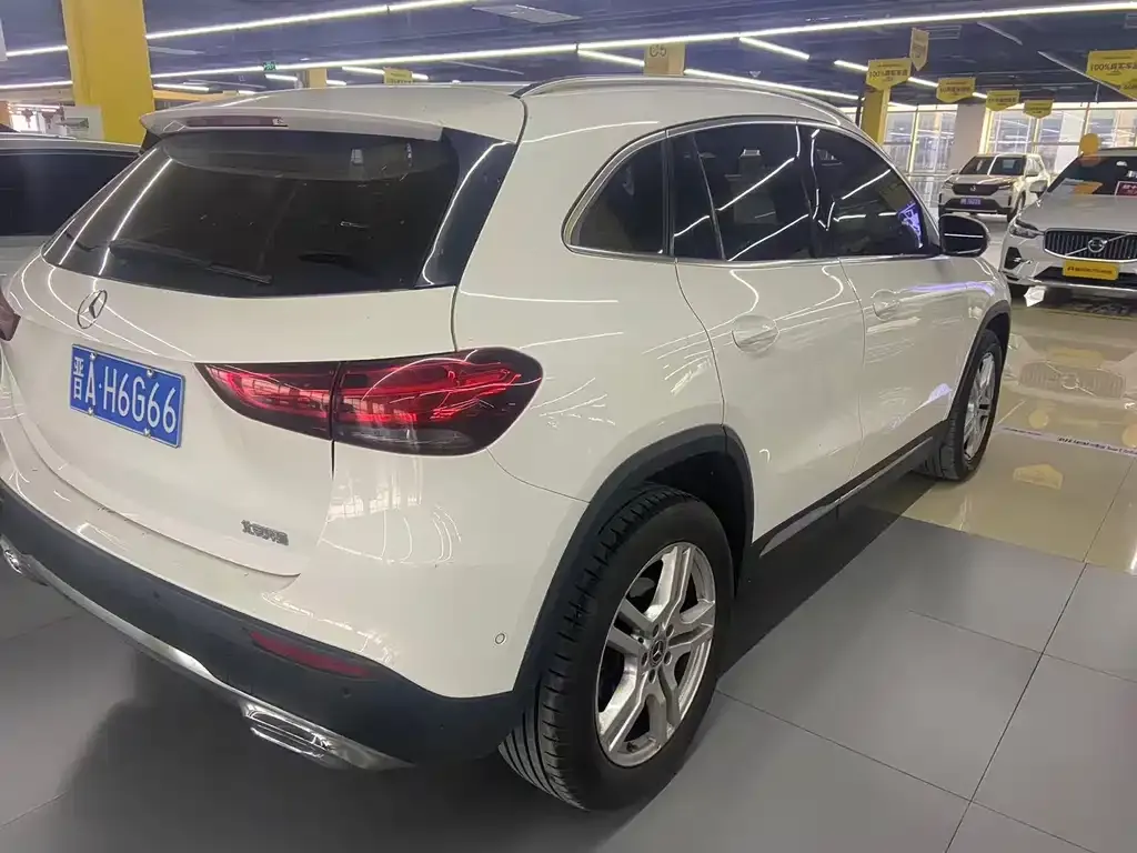 Mercedes-Benz GLA — фото 3