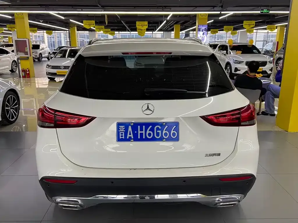Mercedes-Benz GLA — фото 6