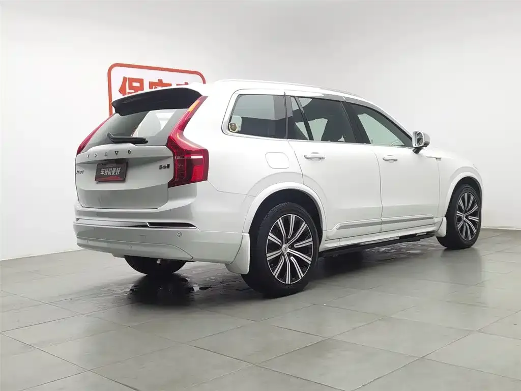 Volvo XC90 — фото 2