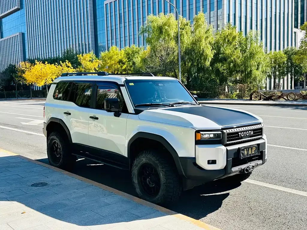 Toyota Prado — фото 3