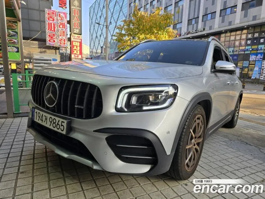 Mercedes-Benz GLB-Class — фото 1
