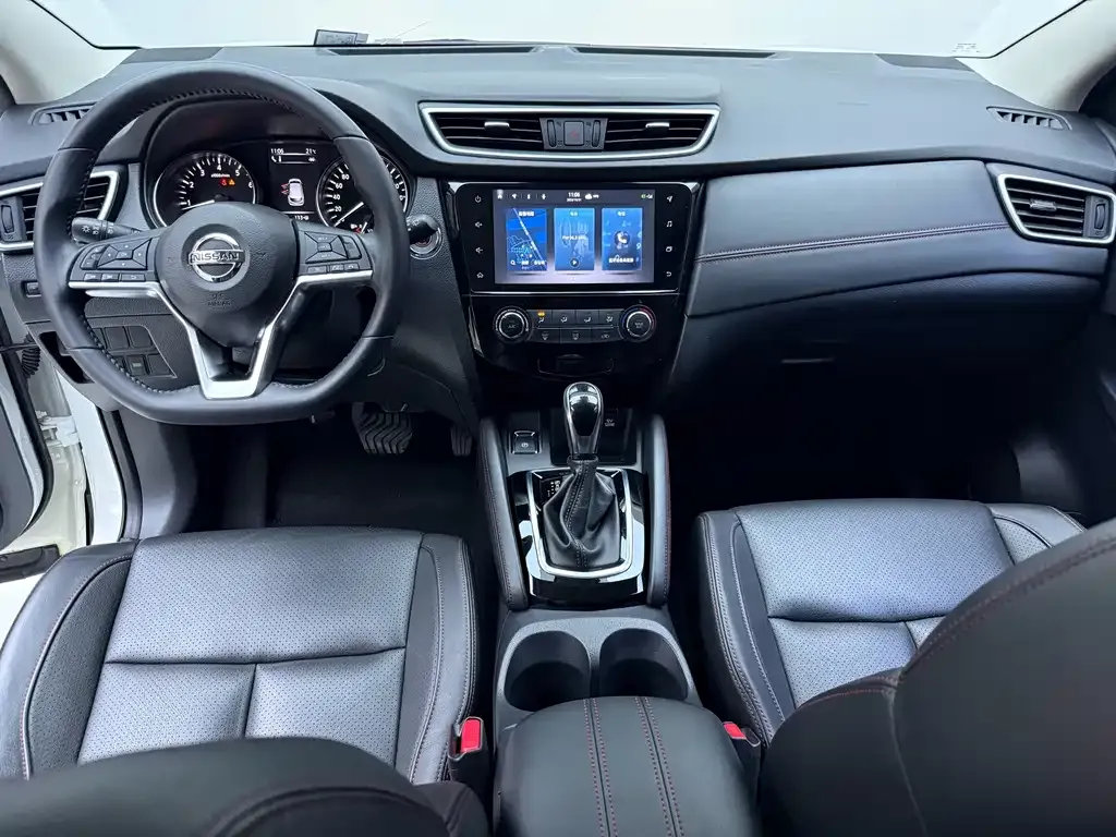 Nissan Qashqai — фото 10