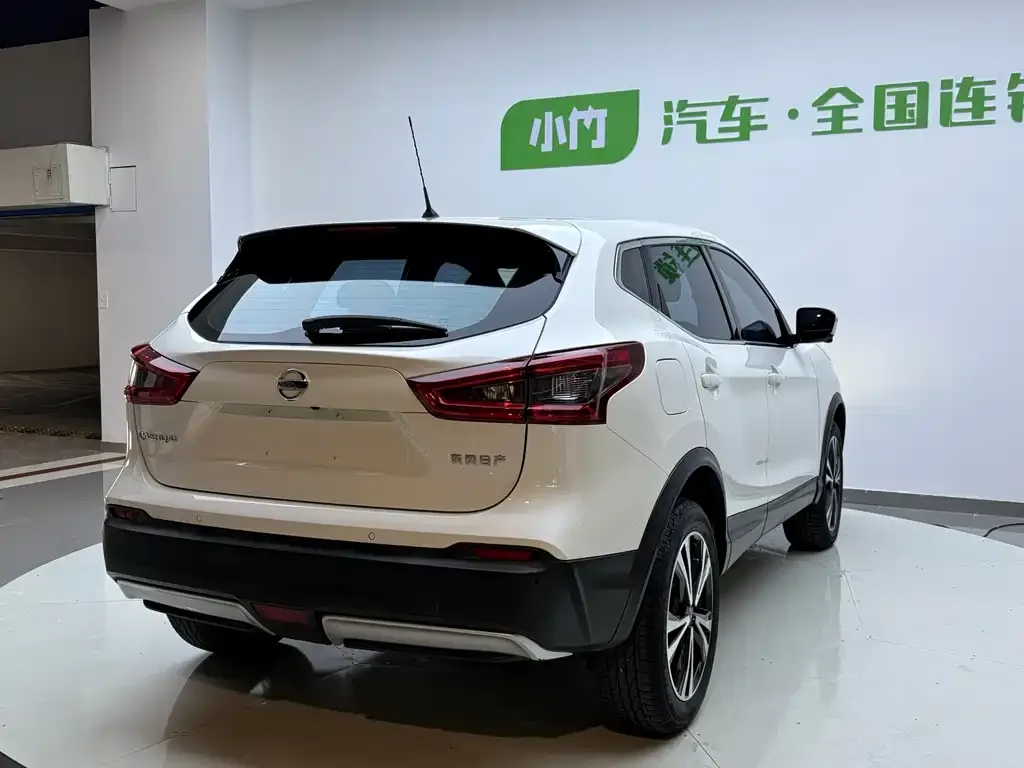 Nissan Qashqai — фото 5
