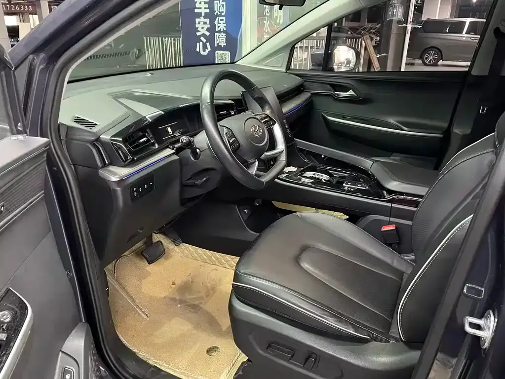 Hyundai Custo — фото 10