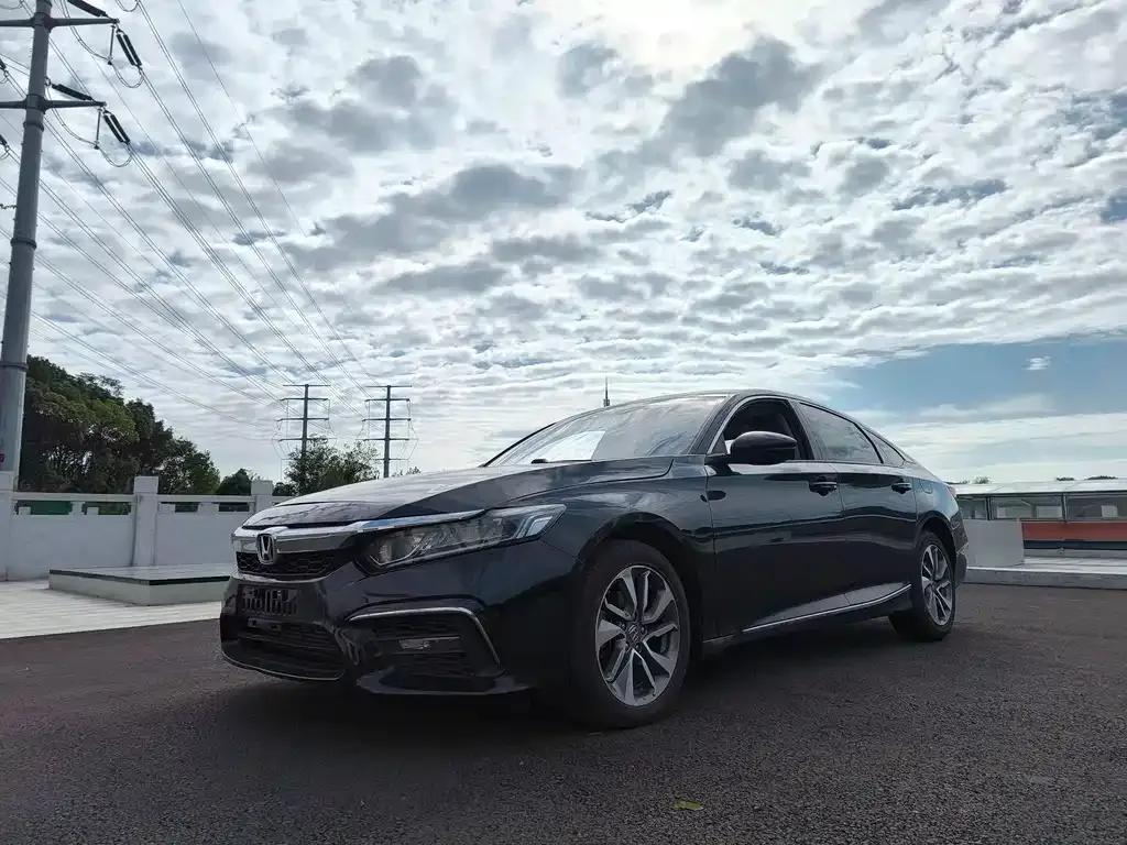 Honda Inspire — фото 1