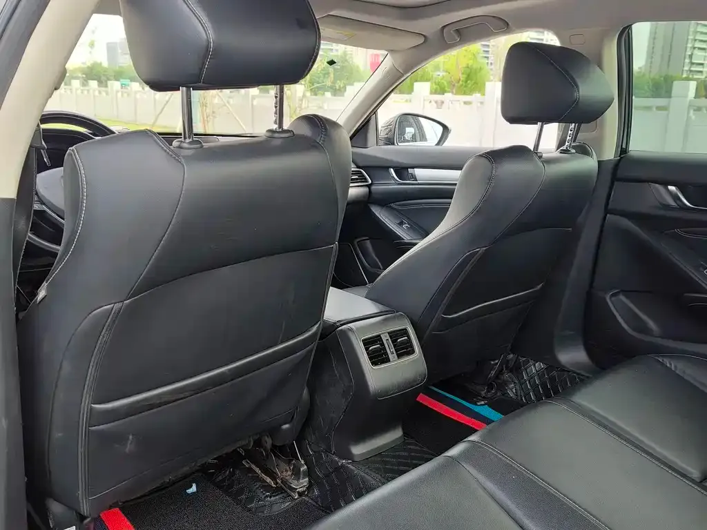 Honda Inspire — фото 10