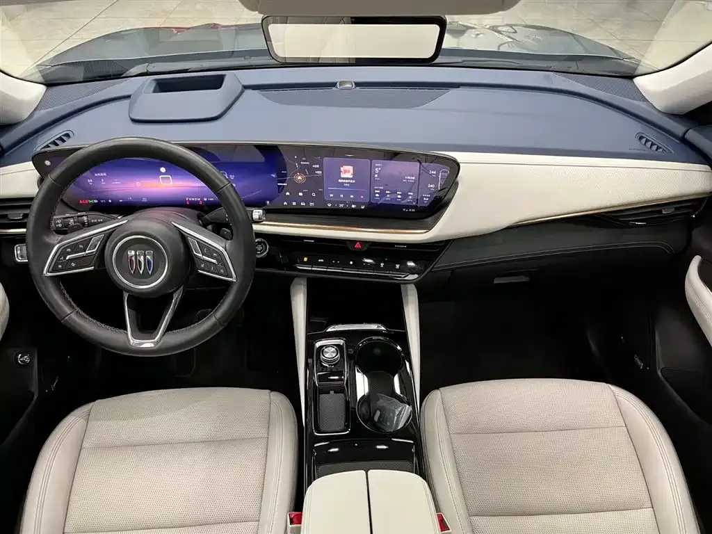 Buick Envision Plus — фото 2