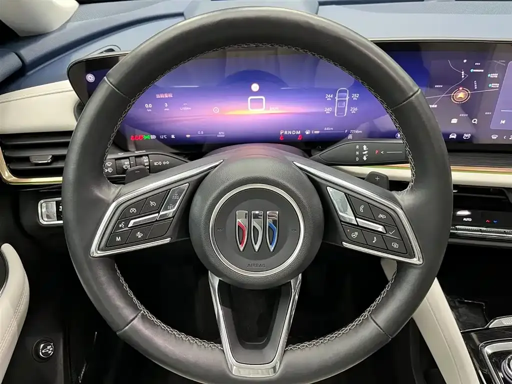 Buick Envision Plus — фото 3