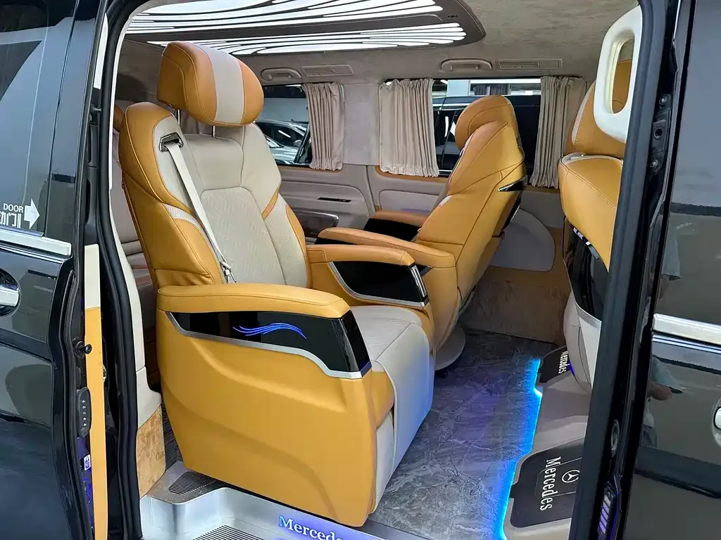 Mercedes-Benz Vito — фото 10