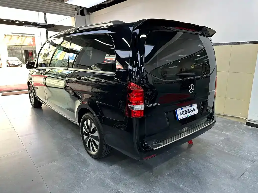 Mercedes-Benz Vito — фото 6