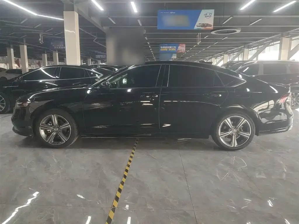 Honda Accord — фото 5