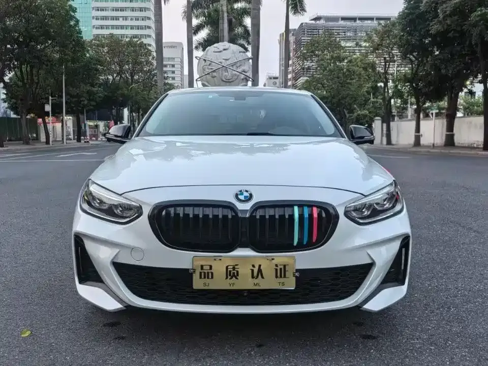 BMW 1 Series — фото 1