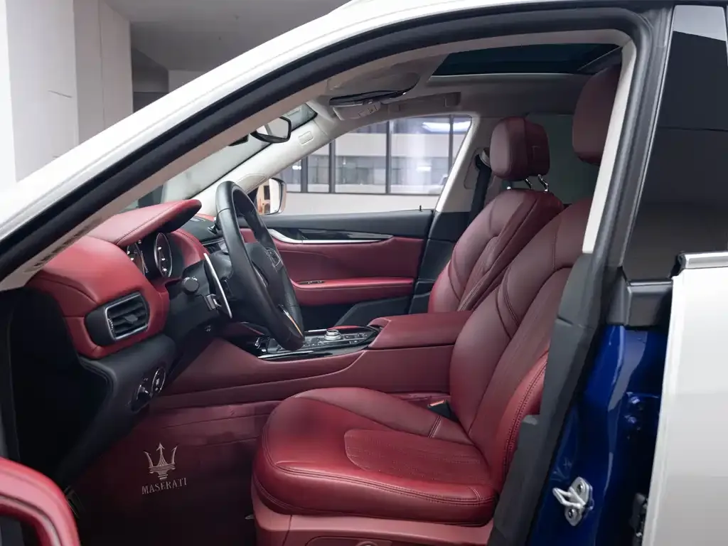 Maserati Levante — фото 10