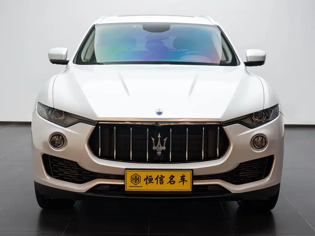 Maserati Levante — фото 2