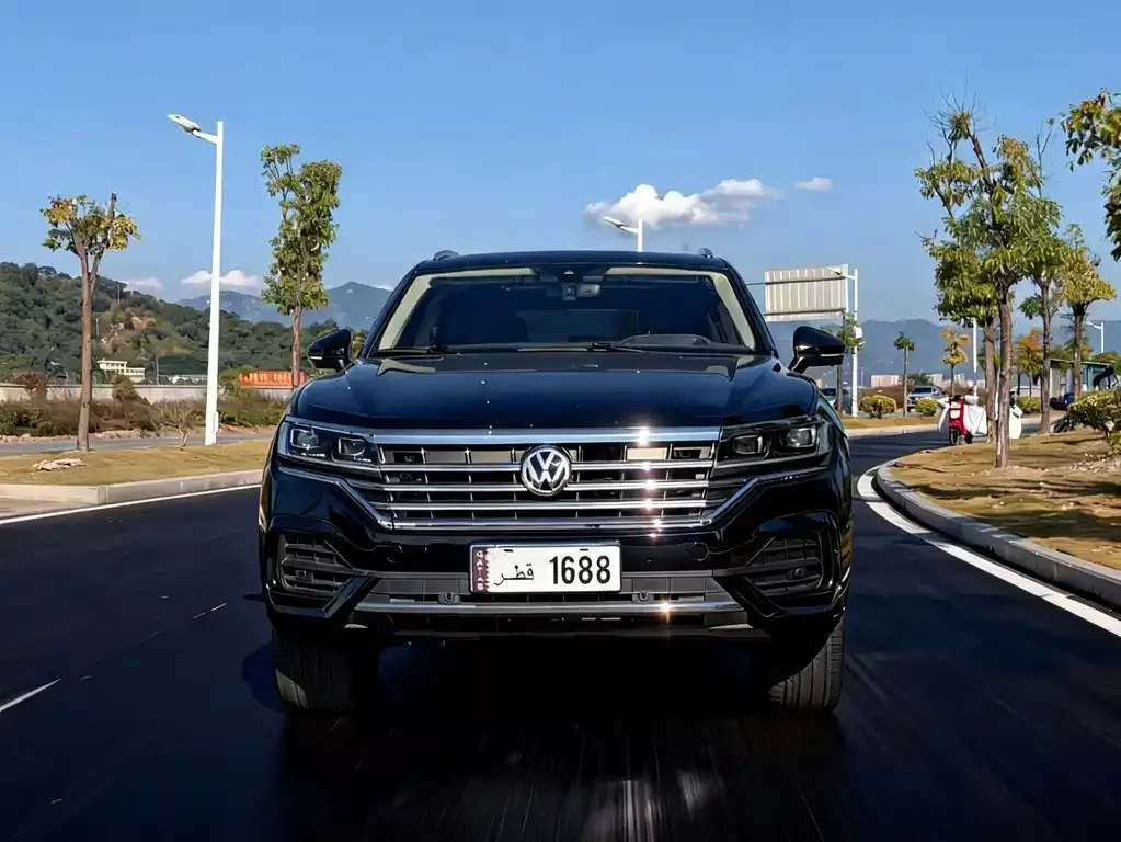 Volkswagen Touareg — фото 3
