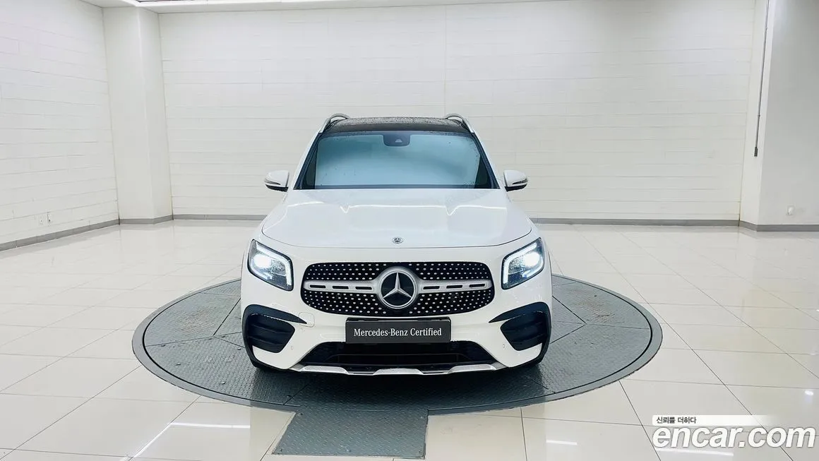 Mercedes-Benz GLB-Class — фото 7