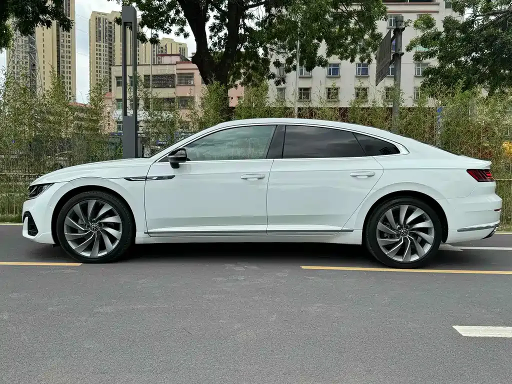Volkswagen CC — фото 7