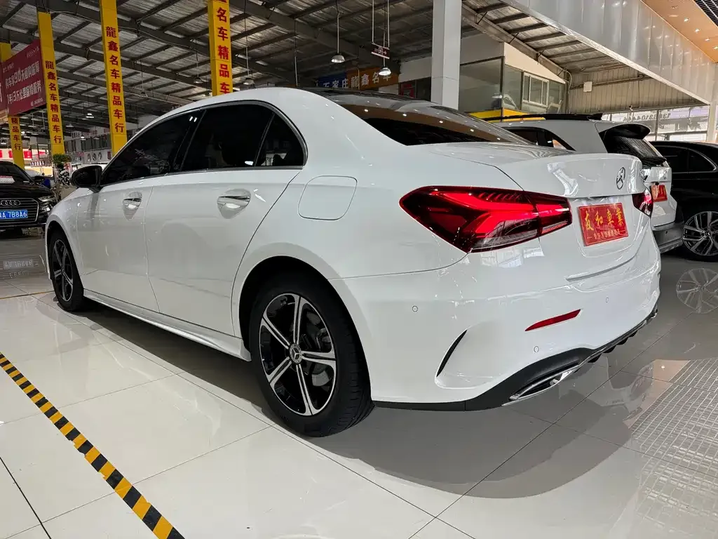Mercedes-Benz A-Class — фото 10