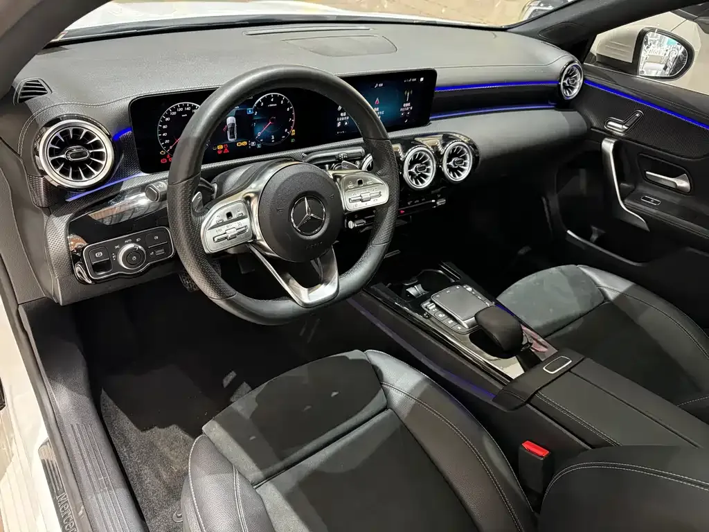 Mercedes-Benz A-Class — фото 4