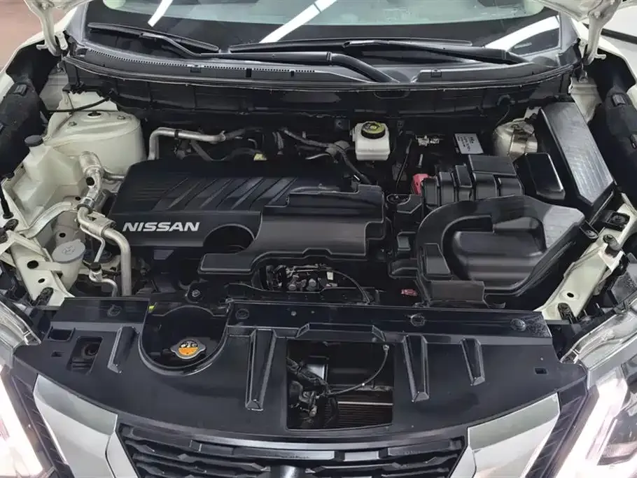 Nissan X-Trail — фото 10
