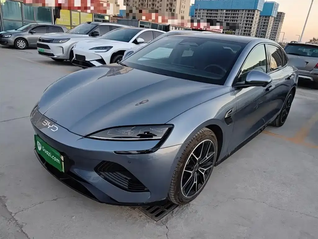 BYD Seal — фото 2