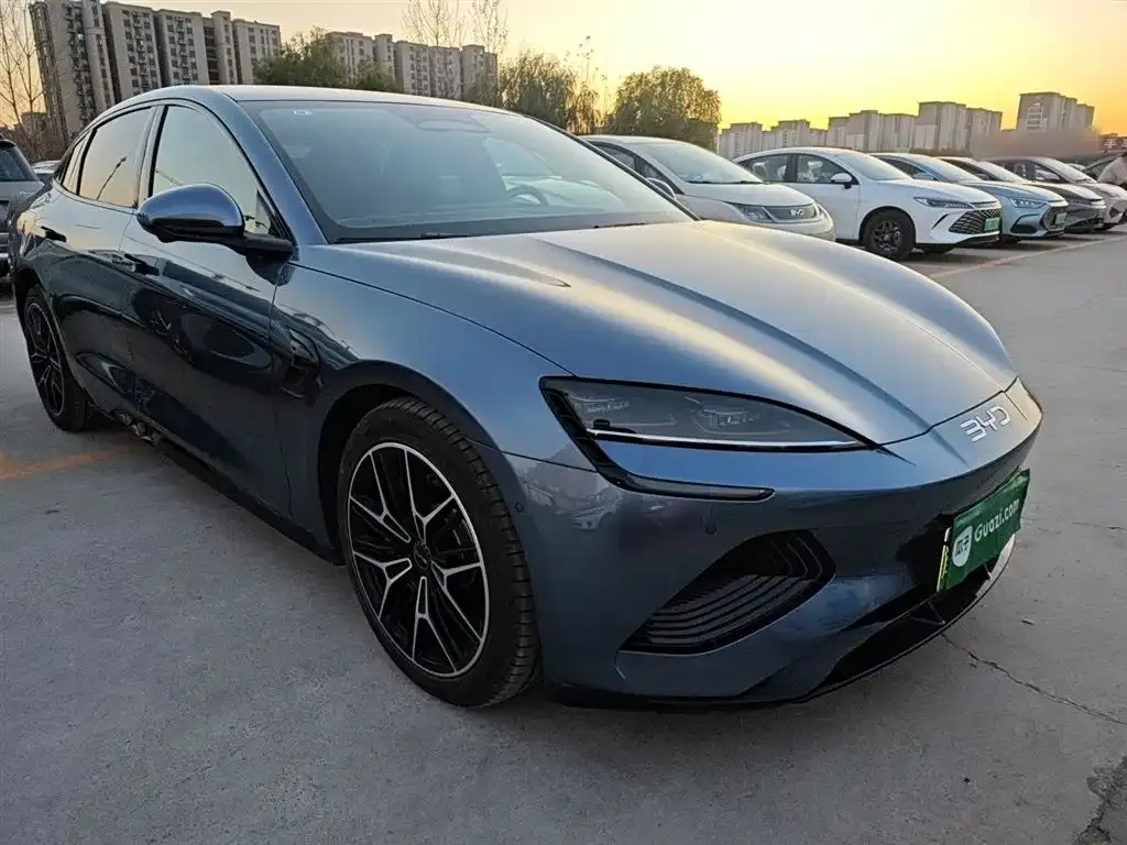 BYD Seal — фото 4
