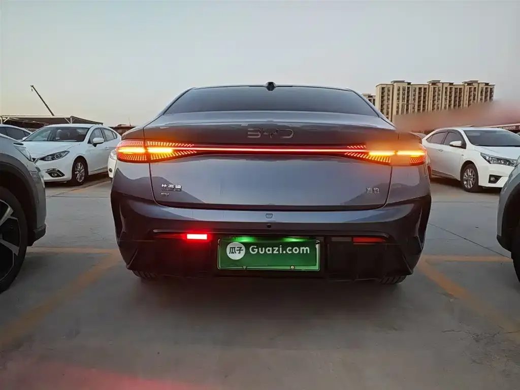 BYD Seal — фото 6
