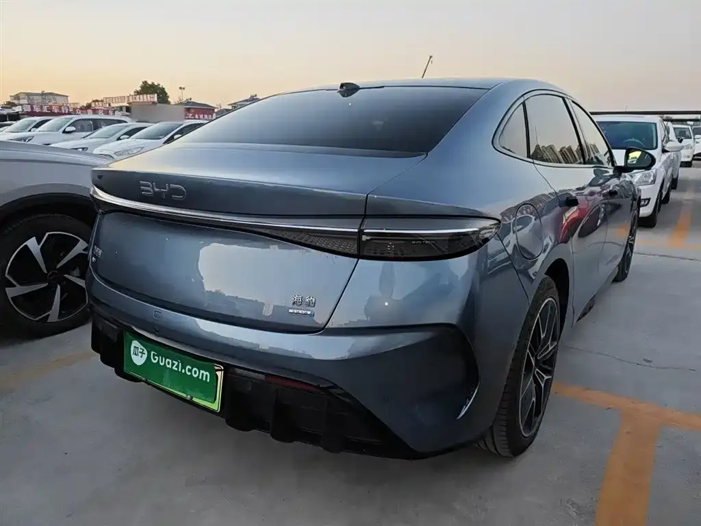 BYD Seal — фото 7