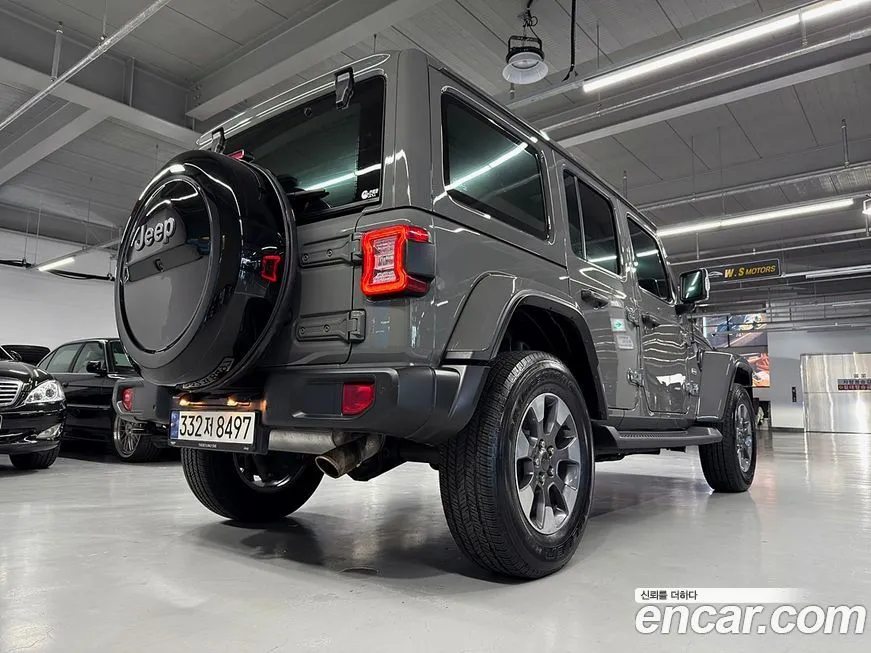 Jeep Wrangler — фото 5