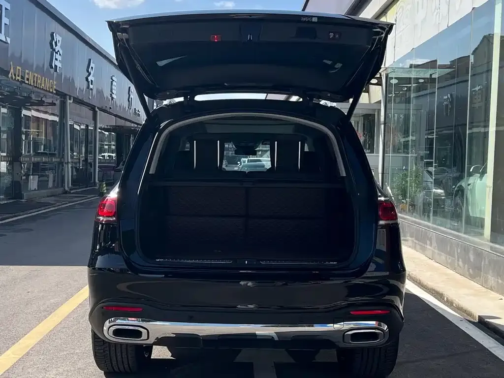 Mercedes-Benz GLS — фото 6